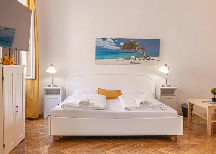 Apartman Stylish 2br, Perfect Location & Well Connected *