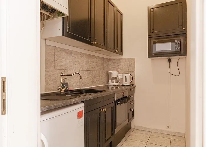 Apartman Stylish 2br, Perfect Location & Well Connected *